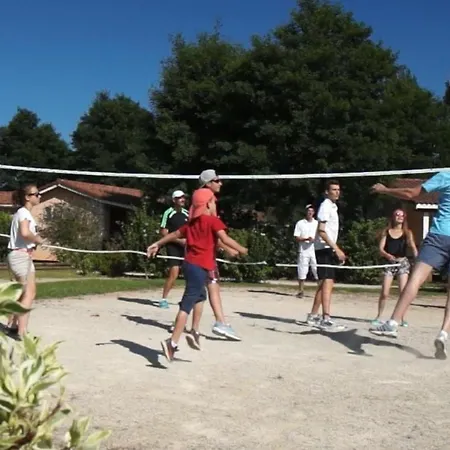 Camping Confortable Avec Terrasse - 7 Pers. - Api-1-52-1940 Montlaur (Aveyron)