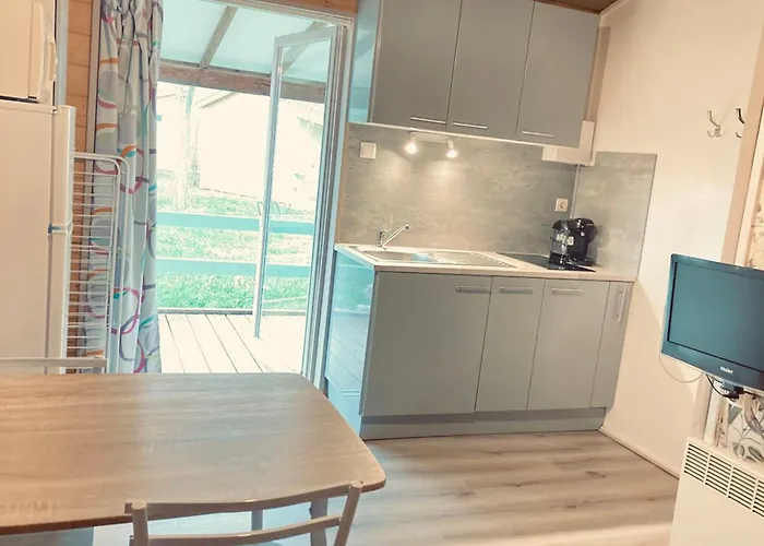 Confortable Avec Terrasse - 7 Pers. - Api-1-52-1940 Montlaur (Aveyron)