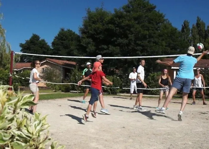 Camping Confortable Avec Terrasse - 7 Pers. - Api-1-52-1940 Montlaur (Aveyron)