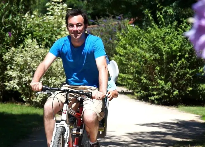 Camping Confortable Avec Terrasse - 7 Pers. - Api-1-52-1940 Montlaur (Aveyron)